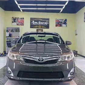 Toyota Camry 2012