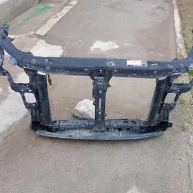 HUNDAY ELANTR PATKPOTNYK 2010