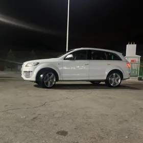Audi Q7 2015