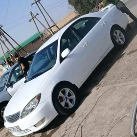 Toyota Camry 2004