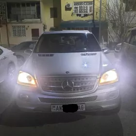 Mercedes-Benz ML350 2008