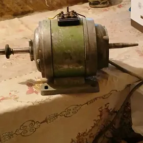 Diş tehnikler üçi şleýf motor