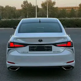 Lexus ES 350 2019