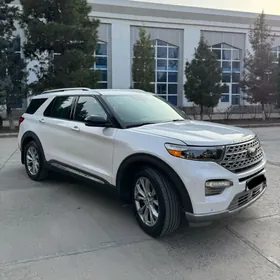 Ford Explorer 2021