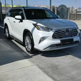 Toyota Highlander 2020