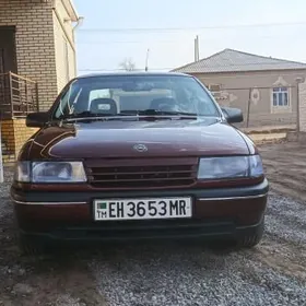 Opel Vectra 1991