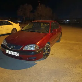 Toyota Avensis 2002
