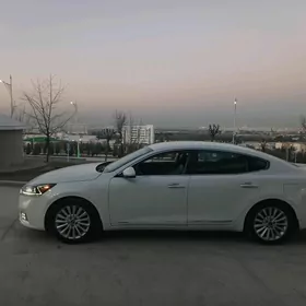 Kia Cadenza 2017