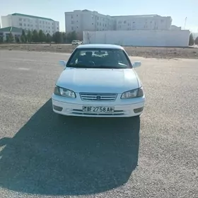 Toyota Camry 2000
