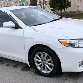 Toyota Camry 2011