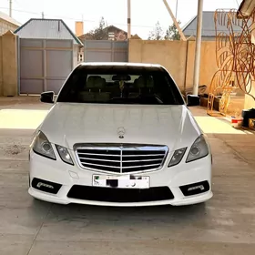 Mercedes-Benz E350 2010