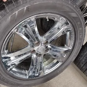 HIGHLANDER 255 55 19 diska teker