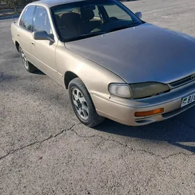 Toyota Camry 1995