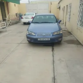 Toyota Camry 2000