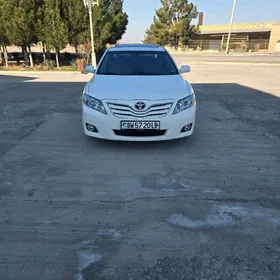 Toyota Camry 2010