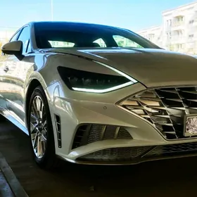 Hyundai Sonata 2022