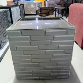 Zurnal stol çyraly aýna Zemin