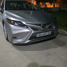 Toyota Camry 2022