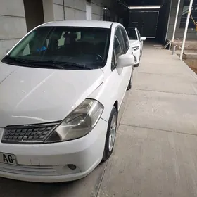 Nissan Versa 2009