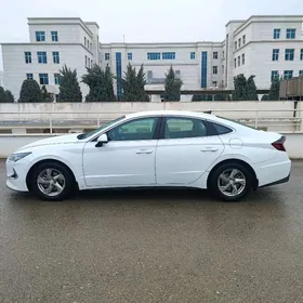 Hyundai Sonata 2021