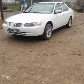 Toyota Camry 1999