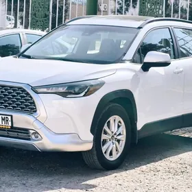 Toyota Corolla Cross 2023