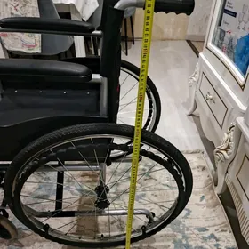 коляска для инвалидов