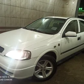 Opel Astra 2000