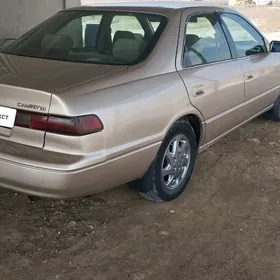Toyota Camry 1997