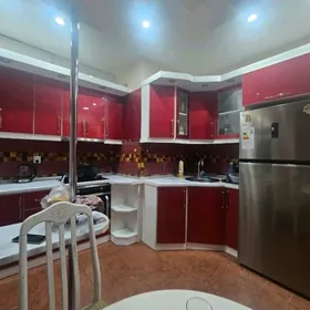 kuhny garnatur кухня