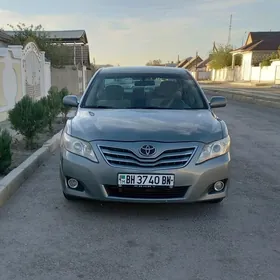 Toyota Camry 2010