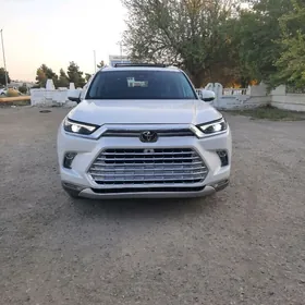 Toyota Grand Highlander 2024