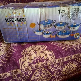 Набор кастрюль