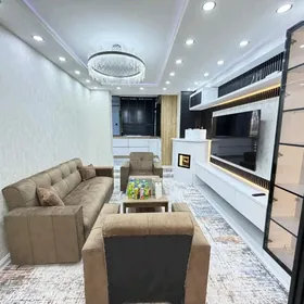 9mkr 1nji etaž  3 komnat 9 mkr