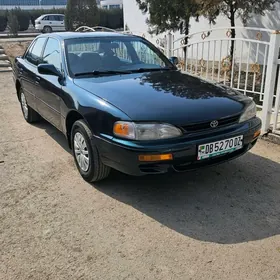Toyota Camry 1995