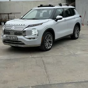 Mitsubishi Outlander 2022