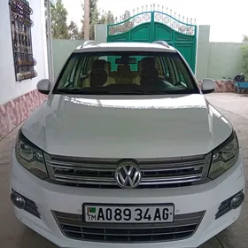 Volkswagen Tiguan 2012
