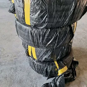 YOKOHAMA  275 45  2O