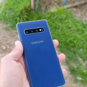 SAMSUNG S10