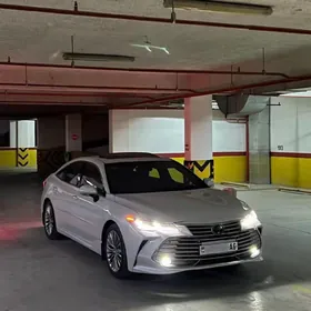 Toyota Avalon 2019
