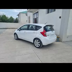 Nissan Versa Note 2013