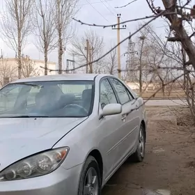Toyota Camry 2004