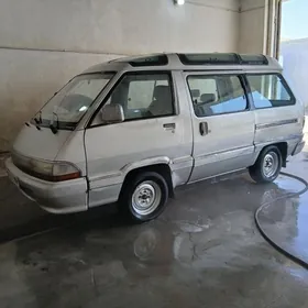Toyota Hiace 1998