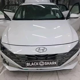 Hyundai Elantra 2021