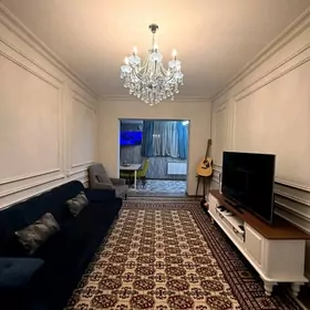 Ким район 1 этаж 3 комнаты