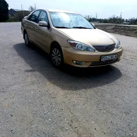Toyota Camry 2004