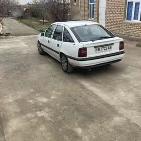 Opel Vectra 1992
