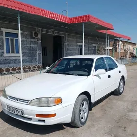 Toyota Camry 1993
