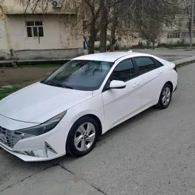 Hyundai Elantra 2020