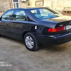 Toyota Camry 2000